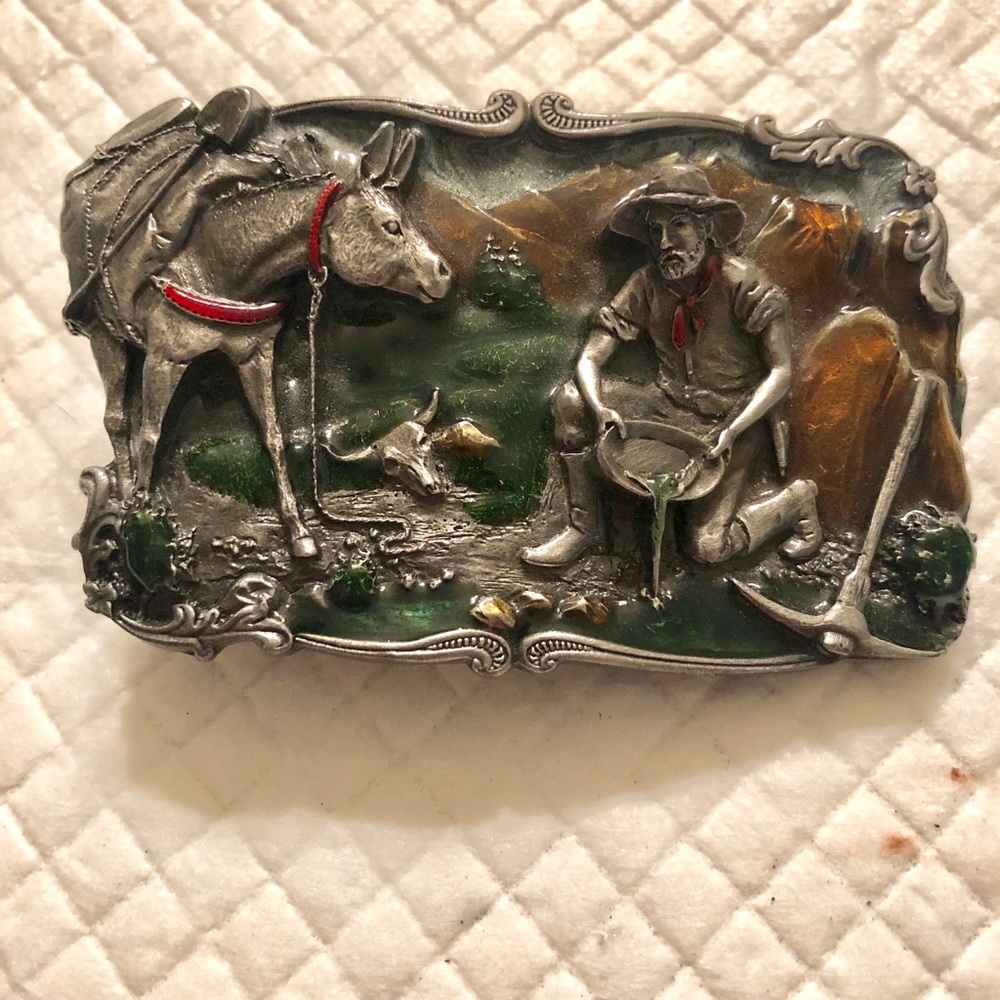 Collectable Siskiyou Pewter Buckle